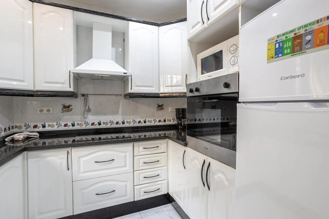 Las Flores 5 - Large Townhouse Nerja Holiday home