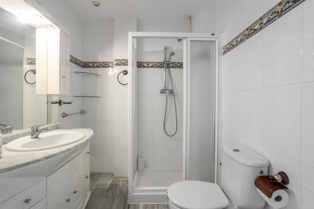 Las Flores 5 - Large Townhouse Nerja Holiday home